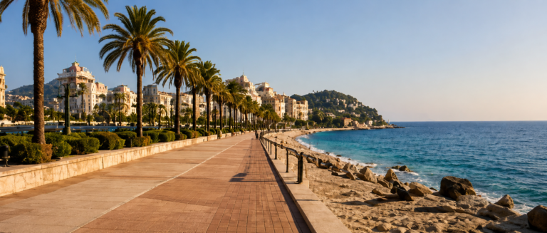 Cannes-et-sa-Croisette blog 5 plus beaux endroit au bord de mer Côte d'azur